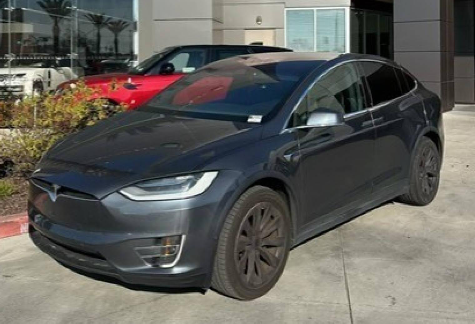 TESLA MODEL X 2020 5YJXCDE25LF283007 image